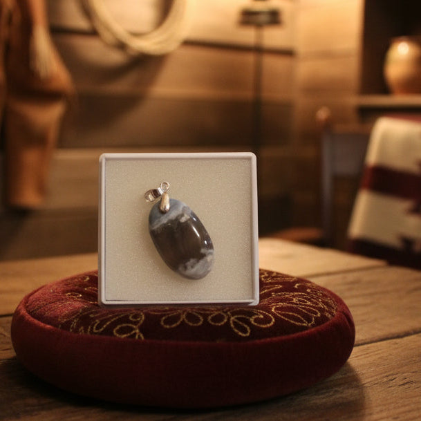 Opale Owyhee, pendentifs d'exception de qualité AAA+