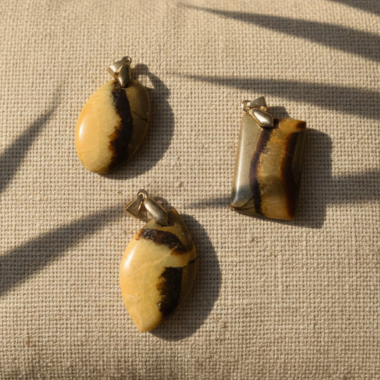 Septaria pendentif forme libre qualité AA+