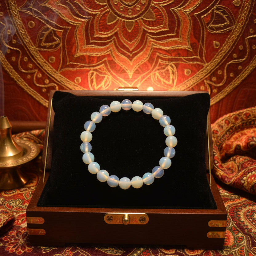 Pierre de Lune Opaline, bracelet boules 8mm, Inde, qualité AA+.
