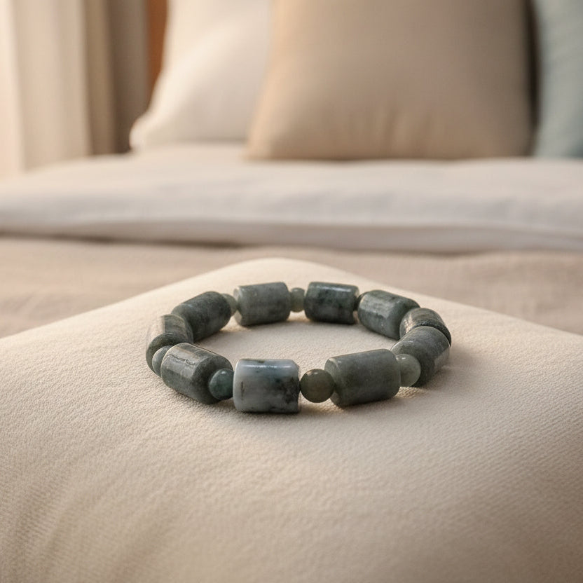 Jade birman bracelet cylindres + boules 8mm vert intermediaire