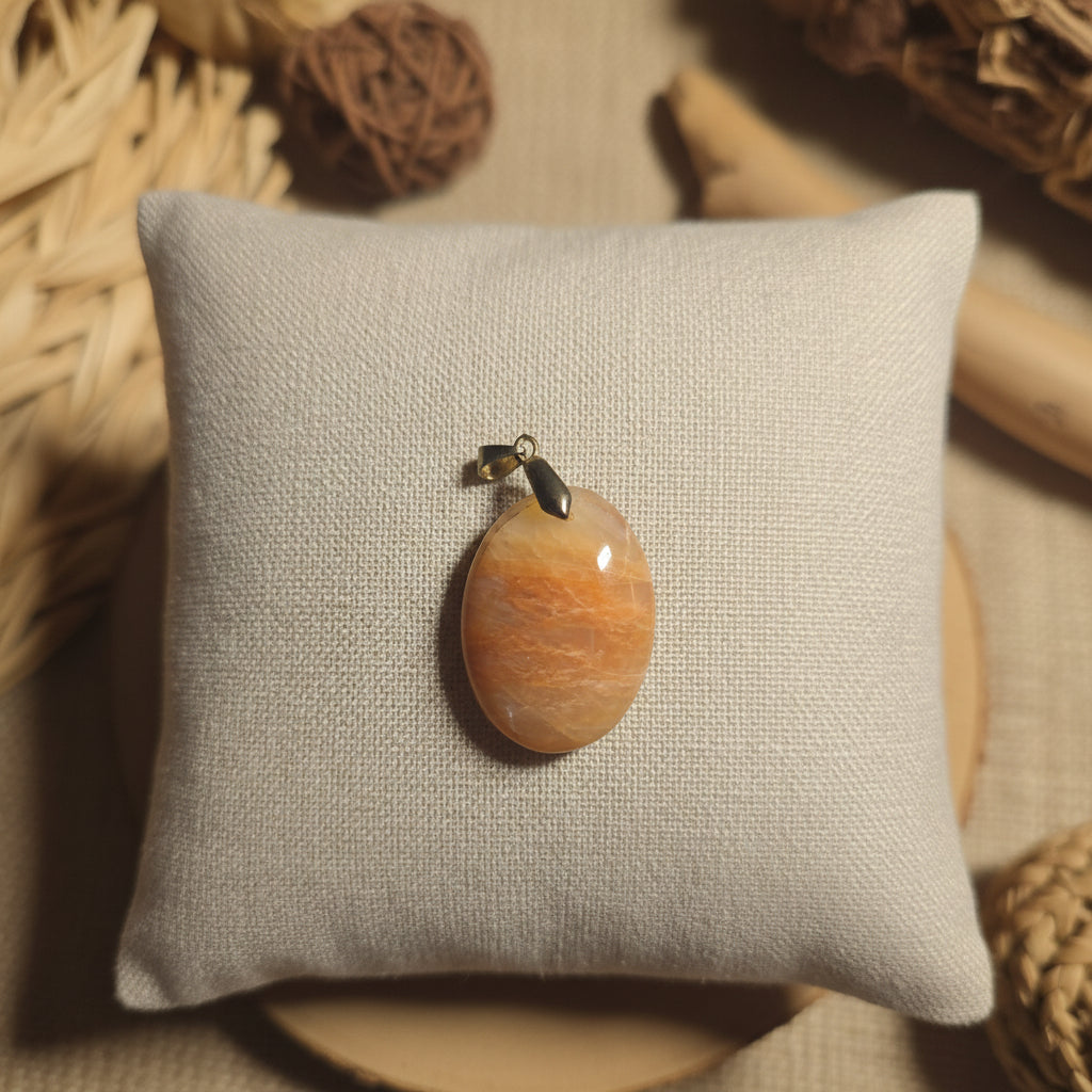 Pierre de Lune Pêche, pendentif forme libre qualité AA+