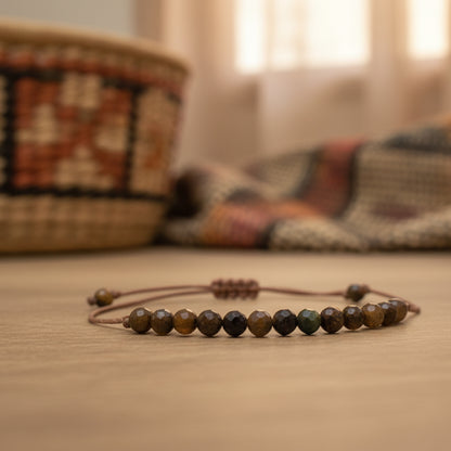 Oeil de Tigre, bracelet ficelle réglable petites boules facettées qualité AA+